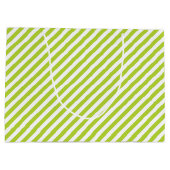 Diagonal lime green and white stripes pattern große geschenktüte (Rückseite)