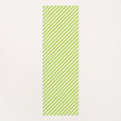 Diagonal lime green and white stripes pattern yogamatte (Vorderseite)