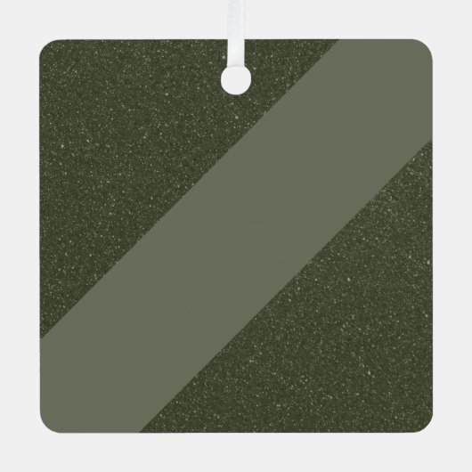 Diagonal Moss Green Ornament Tag Aus Metall (Vorderseite)