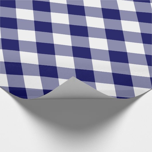 Diagonal Navy und White Checked Kariert Geschenkpapier (Ecke)