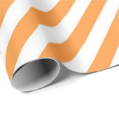 Diagonal orange and white stripes pattern geschenkpapier (Rolleneckpunkt)
