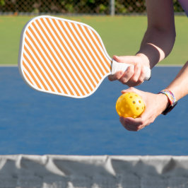 Diagonal orange and white stripes pattern pickleball schläger