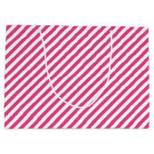 Diagonal pink and white stripes pattern große geschenktüte (Rückseite)