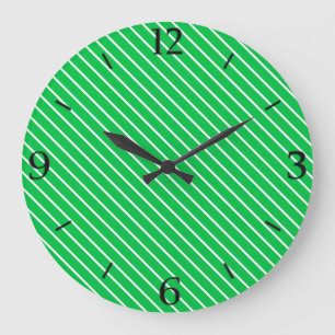 Diagonal pinstripes - emerald green and white große wanduhr