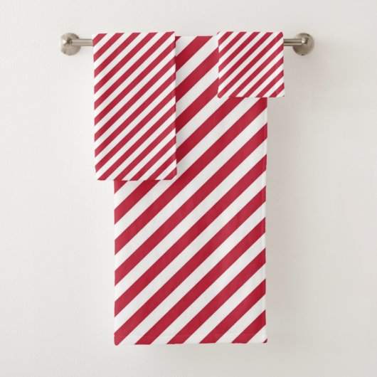 Diagonal red and white stripes pattern badhandtuch set (Insitu)