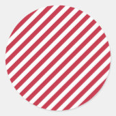 Diagonal red and white stripes pattern runder aufkleber (Vorderseite)