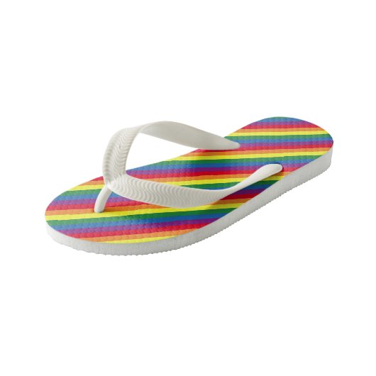 Diagonal-Regenbogenmuster Kinderbadesandalen (Schrägansicht)