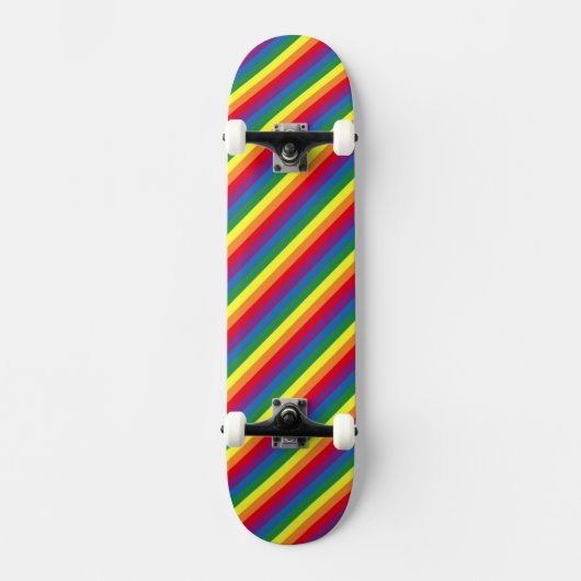 Diagonal-Regenbogenmuster Skateboard (Vorderseite)