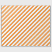 Diagonale orange und weiße Streifenmuster Geschenkpapier (Flach)