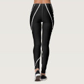 Diagonale Streifen auf schwarzen und weißen Leggin Leggings (Rückseite)