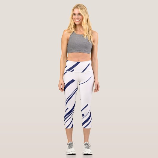 Diagonalen in Blau und Weiß Capri Leggings (Vorderseite)