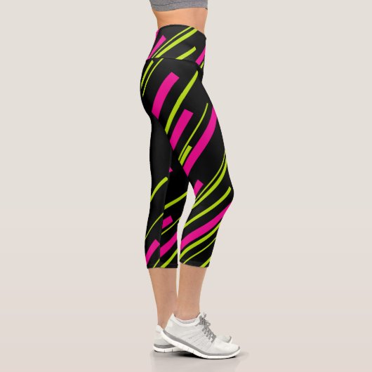 Diagonalen in Kalkgrün, Hot Rosa und Schwarz Capri Leggings (Rechts)