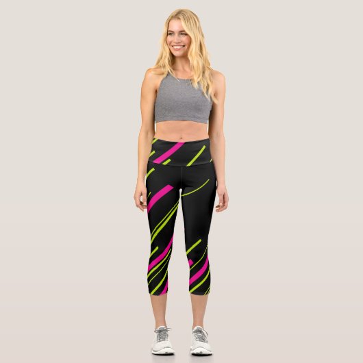 Diagonalen in Kalkgrün, Hot Rosa und Schwarz Capri Leggings (Vorderseite)