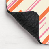 Diagonalen - Rosa, Orange und Creme Mousepad (Ecke)