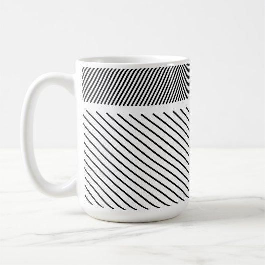 Diagonaler Rhythmus in Schwarz und Weiß Kaffeetasse (Links)