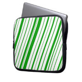 Diagonaler Streifen ~ grün Laptopschutzhülle (Vorderseite Links)