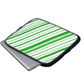 Diagonaler Streifen ~ grün Laptopschutzhülle (Vorne Knopf)