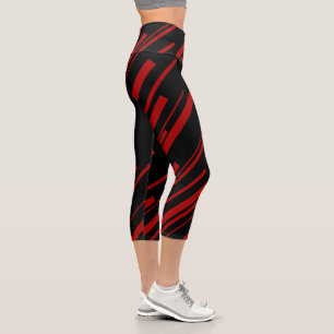 Diagonallinien in Rot und Schwarz Capri Leggings