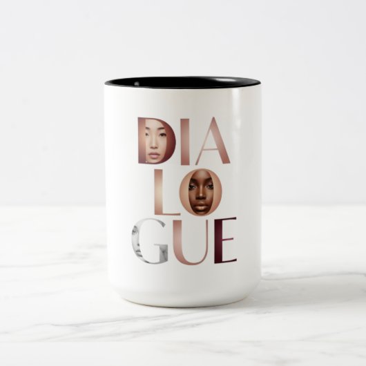Dialogue Faces Gradient Letters Mug Zweifarbige Tasse (Mittel)