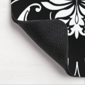 Diamant-Damast im Weiß auf Schwarzem Mousepad (Ecke)