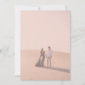 Diamant Monogramm mit Blume Dusty Blue Wedding Einladung (Rückseite)