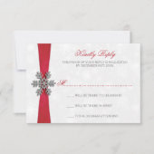 Diamante Snowflake & Red Ribbon Winter Wedding RSVP Karte (Vorderseite)
