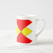 Diamanten Porzellantasse (Rechts)