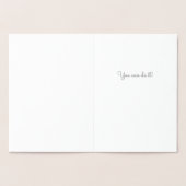 Diamanten werden unter Druck von Silberfolie herge Folienkarte (Innenseite)