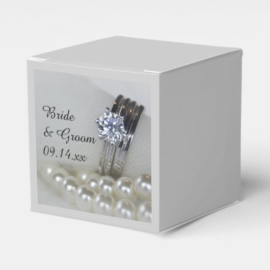 Diamantenrings und White Pearls Wedding Geschenkschachtel (Vorderseite)