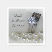 Diamantenrings und White Pearls Wedding Serviette (Vorderseite)