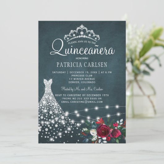 Diamantkleid und Tiara blumengeschmückte elegante Einladung (Stehend Vorderseite)