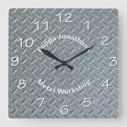 Diamantplatte Rustikale Imitate Metall Lug Muster Quadratische Wanduhr (Vorderseite)