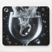 Diamantring in Wasserglas Mousepad (Vorne)