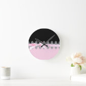 Diamond Delilah Runde Wanduhr (Zuhause)