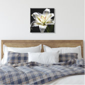 Diamond Dust Lily Leinwanddruck (Insitu (Schlafzimmer))