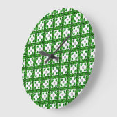Diamond & Emerald Gemstone Art, grün Große Wanduhr (Winkel)
