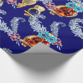 DIAMOND FEATHERS UND JEWEL OWLS IN BLAU GESCHENKPAPIER (Ecke)