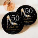 Diamond Glitzer 50 und fabelhaft 50. Geburtstag Pappteller<br><div class="desc">Personalisieren Sie diese passenden modernen schicken 50er und fabulous 50er Geburtstagsparty-Teller mit Ihrem eigenen Wortlaut und Party Details einfach und schnell, einfach die Schaltfläche Anpassen Sie es, um den Stil und die Platzierung des Textes weiter zu gestalten und zu formatieren. Passende Artikel im Shop erhältlich! c) Das glückliche Cat Studio...</div>