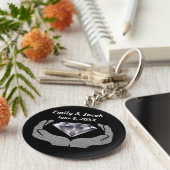 Diamond Hands Wedding Schlüsselanhänger (Seite)