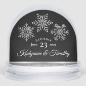 Diamond Snowflake Wedding Schneekugeln (Vorderseite)