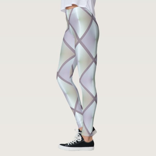 Diamond Tile Muster Iridescent Leggings (Links)