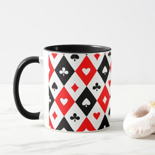 Diamonds Hearts Spades Clubs Playing Cards Muster Tasse (Mit Donut)