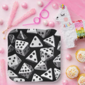 Dice Delight: Eine geometrische Kaskade Pappteller (Party)