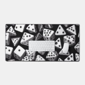 Dice Delight: Eine geometrische Kaskade Schreibtischunterlage (Tastatur & Maus)