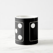 DICE Nummer der Pips weiß 5 & 2 + Ihre Ideen Kaffeetasse (Mittel)