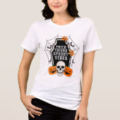 Dick Thighs Spooky Vibes Halloween Zitat Tri-Blend Shirt (Vorderseite)