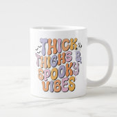 Dick Thighs & Spooky Vibes Jumbo-Tasse (Rechts)