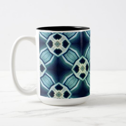 Dicke, grafische, geometrische Tasse für Kaffee (Links)