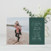 Dicke grüne Typografie, elegantes Foto Save the Da Date (Stehend Vorderseite)