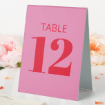 Dicke, hellrosa und rote moderne Empfang Tischaufsteller<br><div class="desc">Fett Typografie Bright Pink und Rot Moderne Empfang Tischnummer Zelt Zeichen</div>